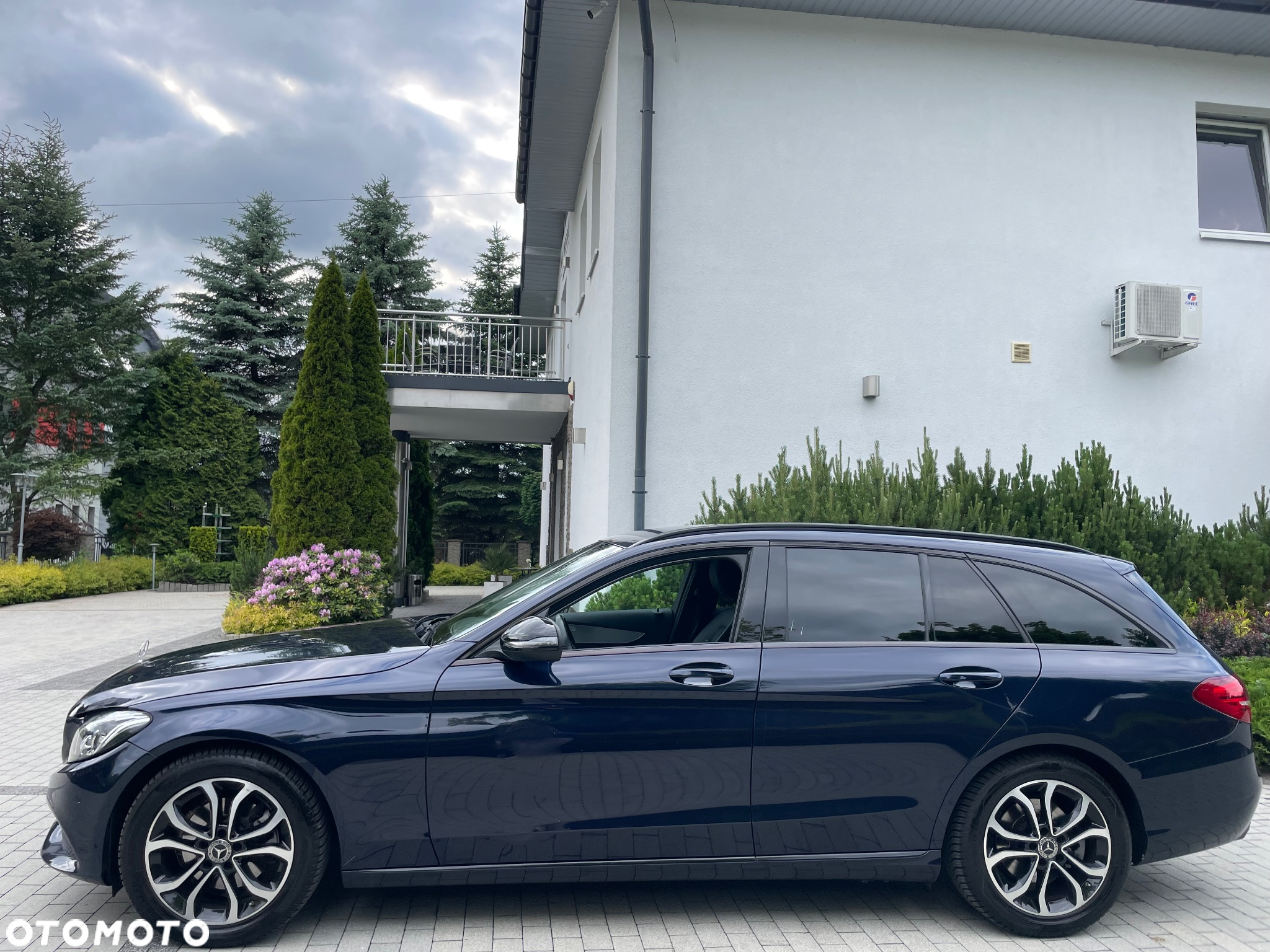 Mercedes-Benz Klasa C 200 9G-TRONIC - 3
