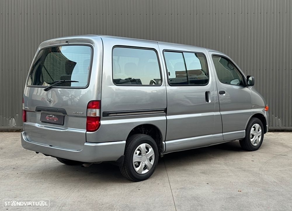 Toyota Hiace - 5