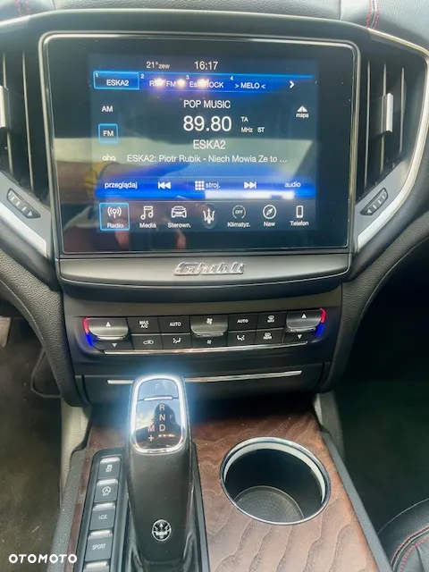 Maserati Ghibli S - 10
