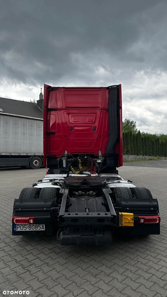 Mercedes-Benz ACTROS - 4