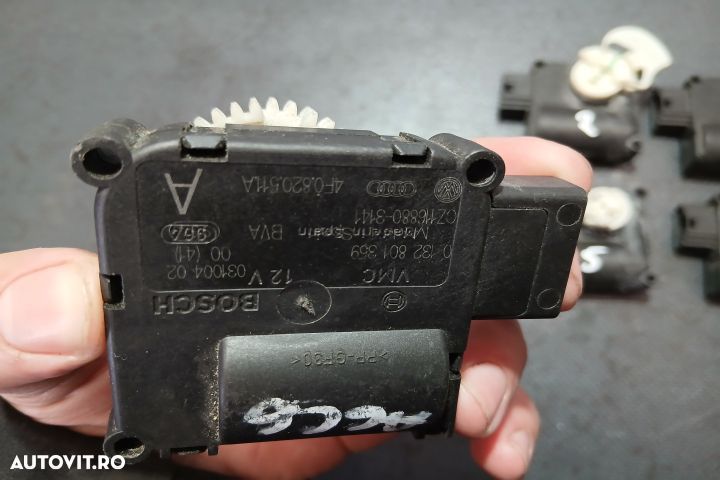 Motoras clapeta aeroterma dreapta 4F0820511A 0132801359 4F0820511A 01 - 2