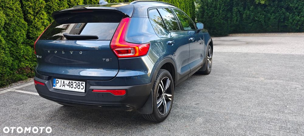 Volvo XC 40 T5 AWD Geartronic R-Design - 4
