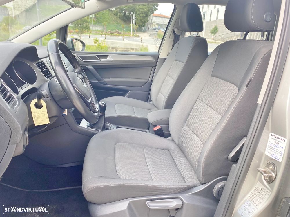 VW Golf 1.6 TDi BlueMotion Confortline - 11