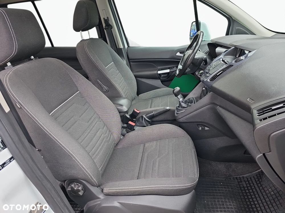 Ford Tourneo Connect 1.5 TDCi Titanium - 21