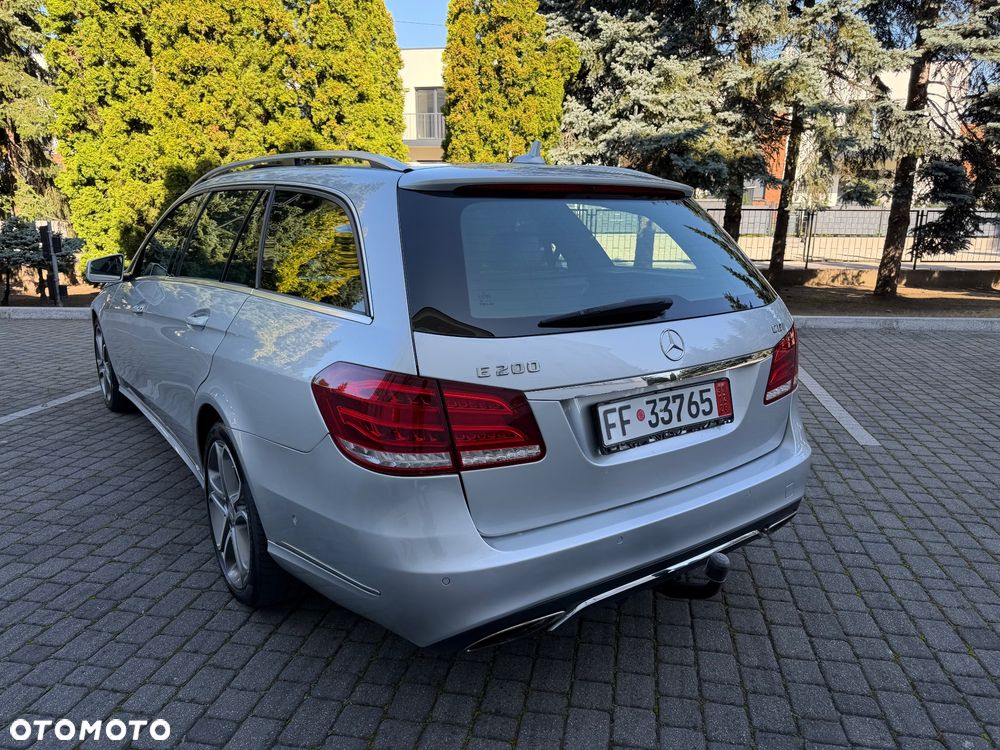 Mercedes-Benz Klasa E 220 CDI Automatik Avantgarde - 13