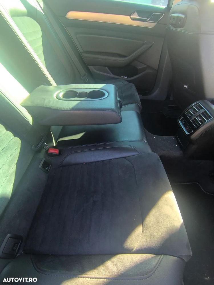 Volkswagen Passat 2.0 TDI SCR DSG (BlueM Tech) Highline - 26