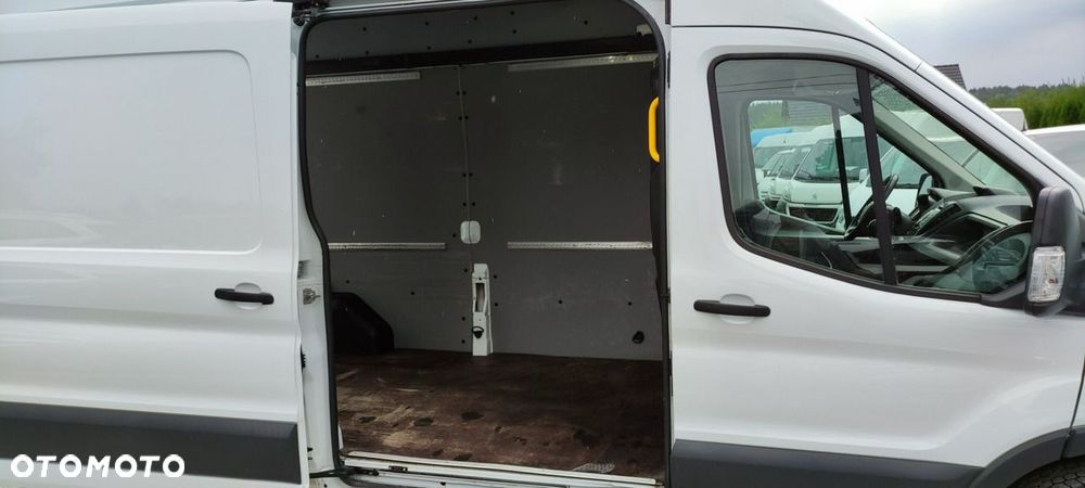 Ford Transit - 8