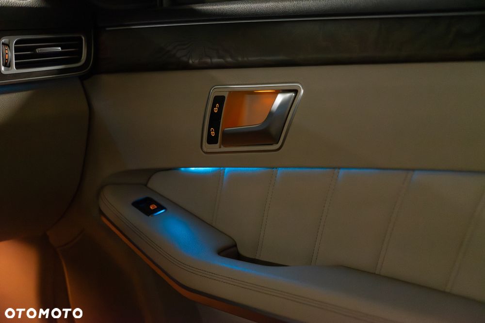 Mercedes-Benz Klasa E 250 CDI 4-Matic BlueEff Avantgarde - 10