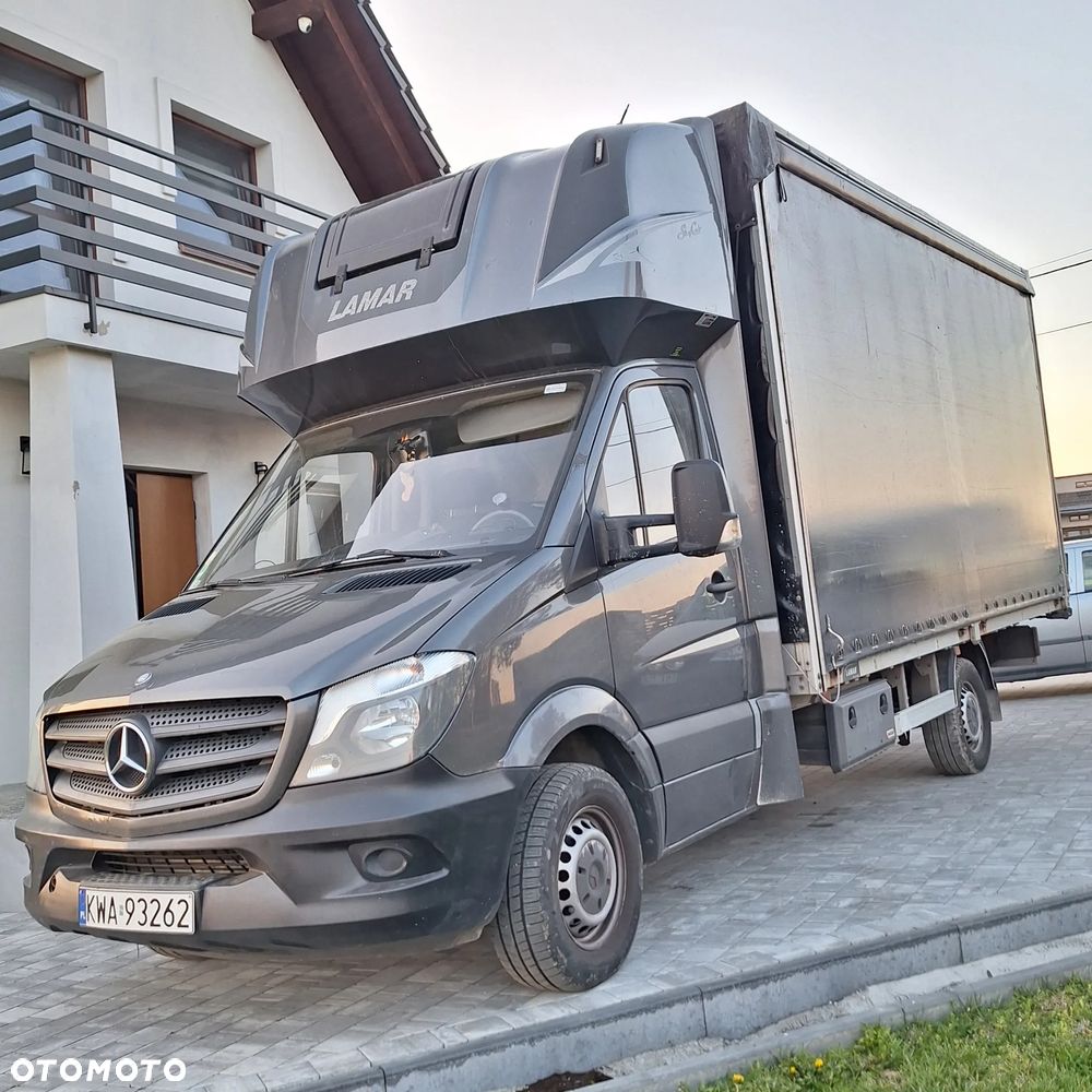 Mercedes-Benz Sprinter - 2
