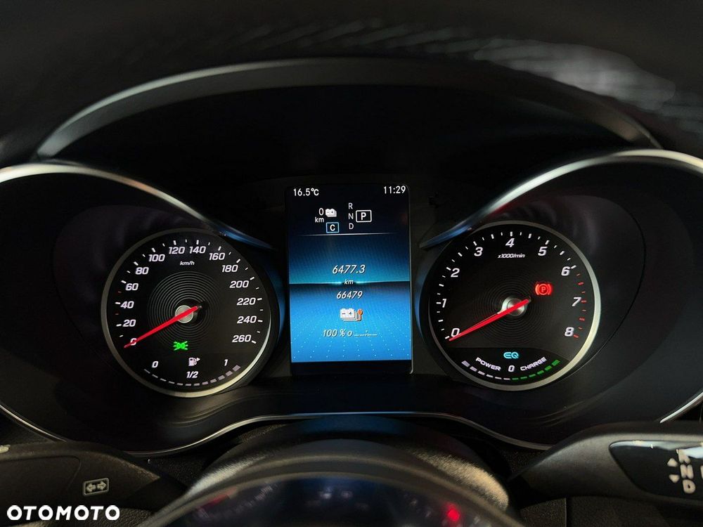 Mercedes-Benz GLC - 23