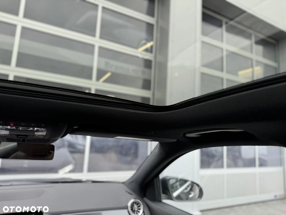 Mercedes-Benz GLA 220 4Matic 8G-DCT AMG Line Advanced Plus - 17