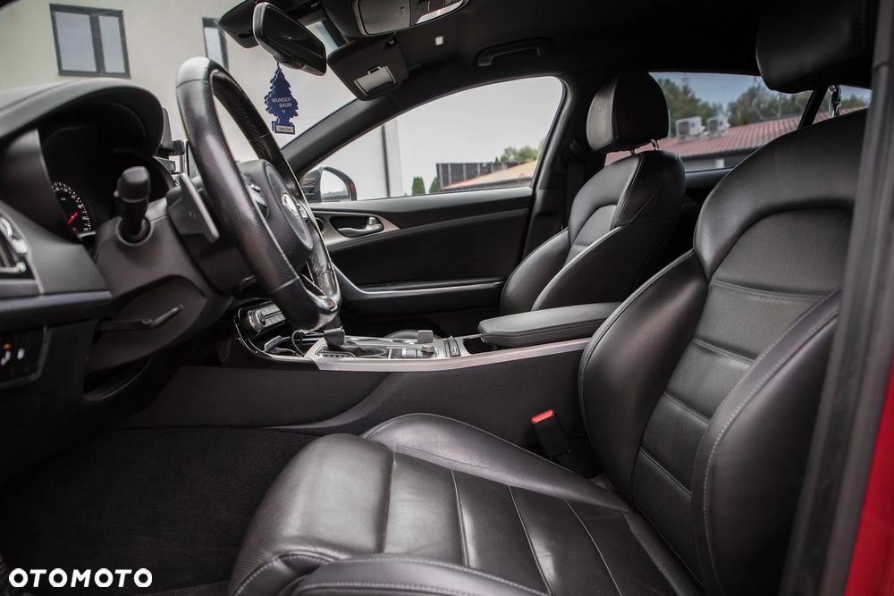 Kia Stinger 3.3 T-GDI V6 GT AWD - 15