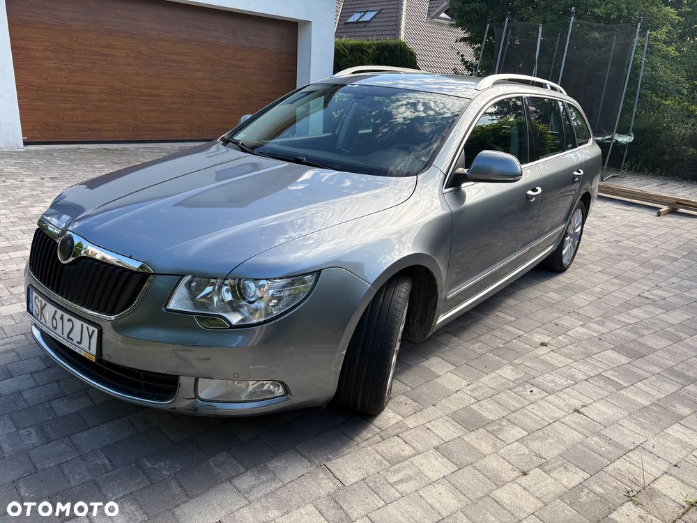 Skoda Superb 2.0 TDI Elegance DSG - 2