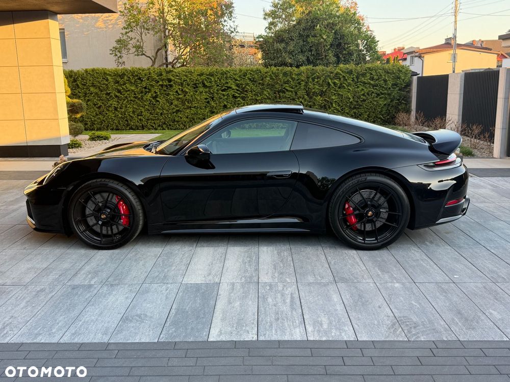 Porsche 911 Carrera T-Hybrid 4 GTS - 14