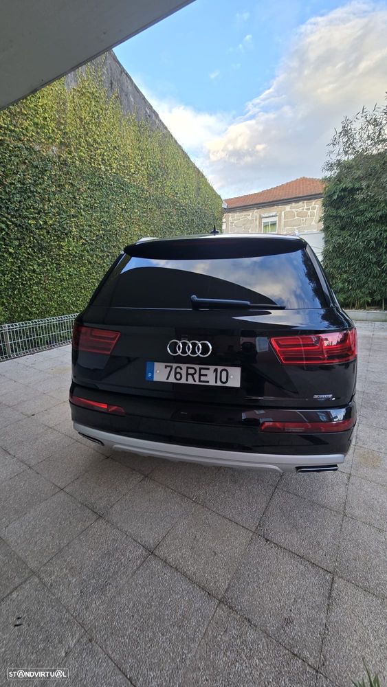 Audi Q7 3.0 TDI quattro S-line Tiptronic 7L - 4