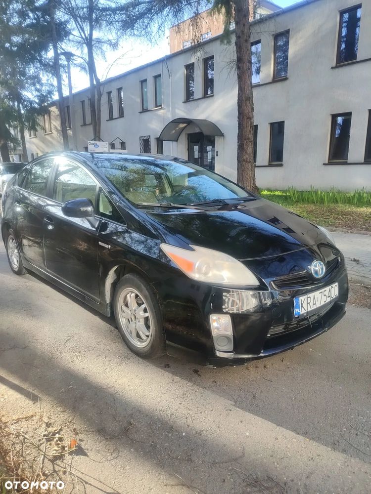 Toyota Prius 1.8 HSD Prestige - 3