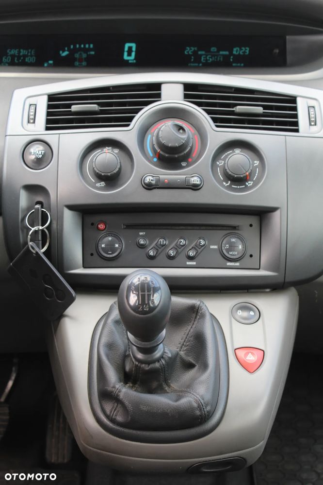 Renault Scenic 1.5 dCi Alize Plus - 24