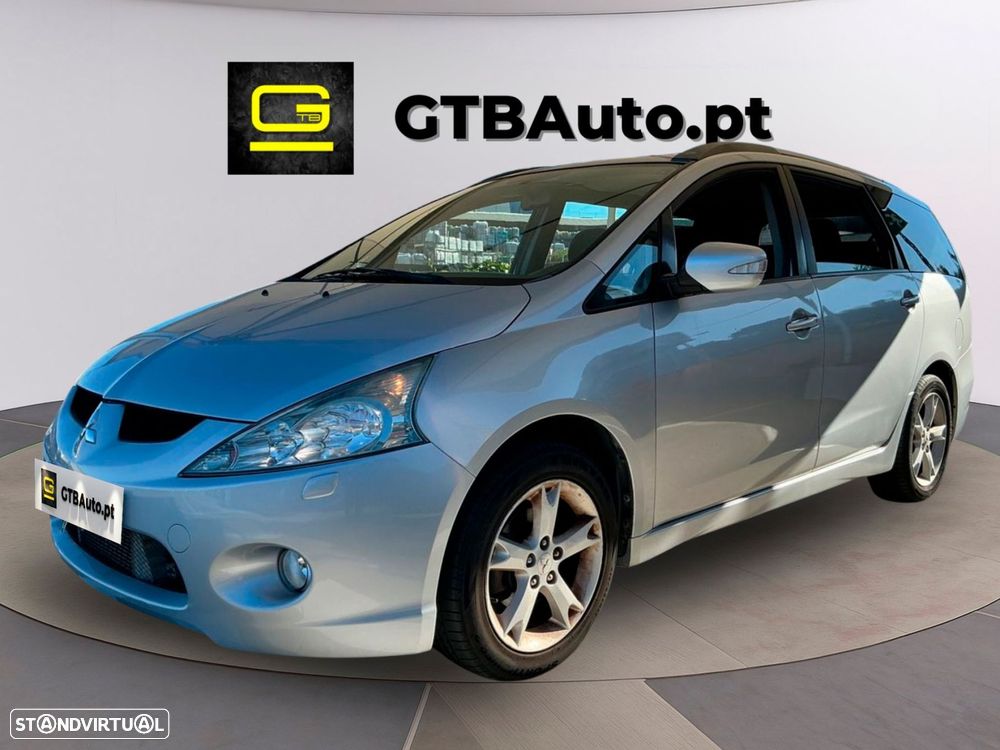 Mitsubishi Grandis - 2