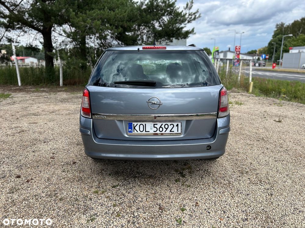 Opel Astra 1.6 Edition 111 Jahre - 13