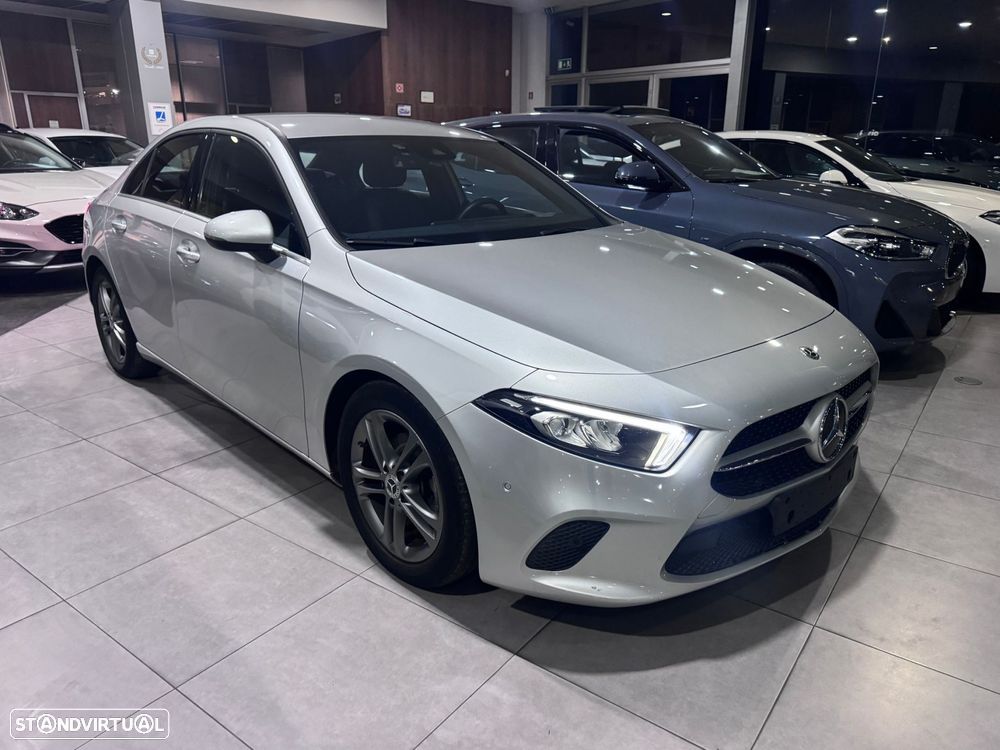 Mercedes-Benz A 180 Limousine d Business Solutions Aut. - 3