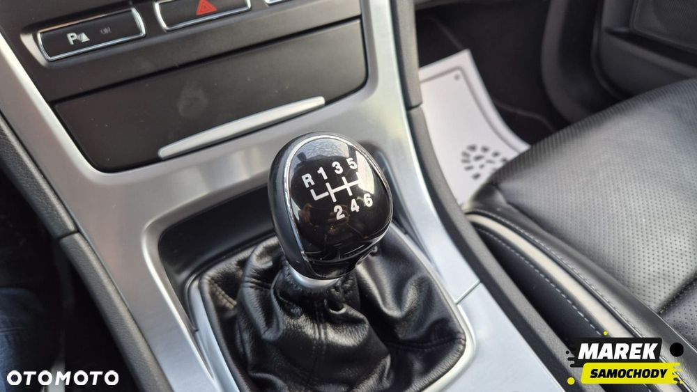 Ford Mondeo - 22
