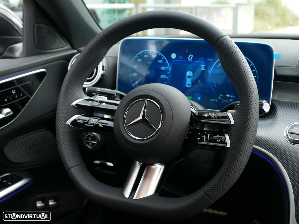 Mercedes-Benz C 300 e AMG Line - 35