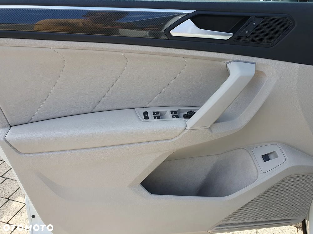 Volkswagen Tiguan 2,0 TSI OPF 4Motion DSG R-Line - 25