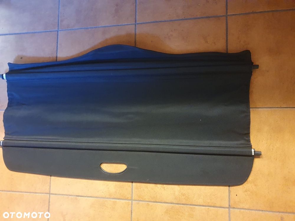 ROLETA BAGAŻNIKA MINI CLUBMAN R56