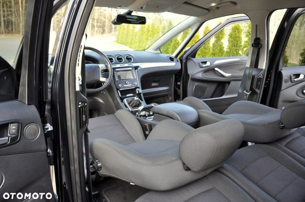 Ford S-Max - 27