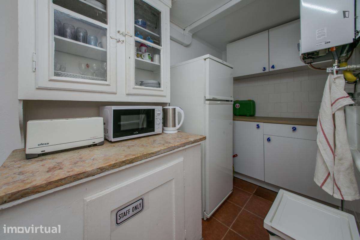 Quarto - localizado em Picoas Lisbon - Grande imagem: 5/15