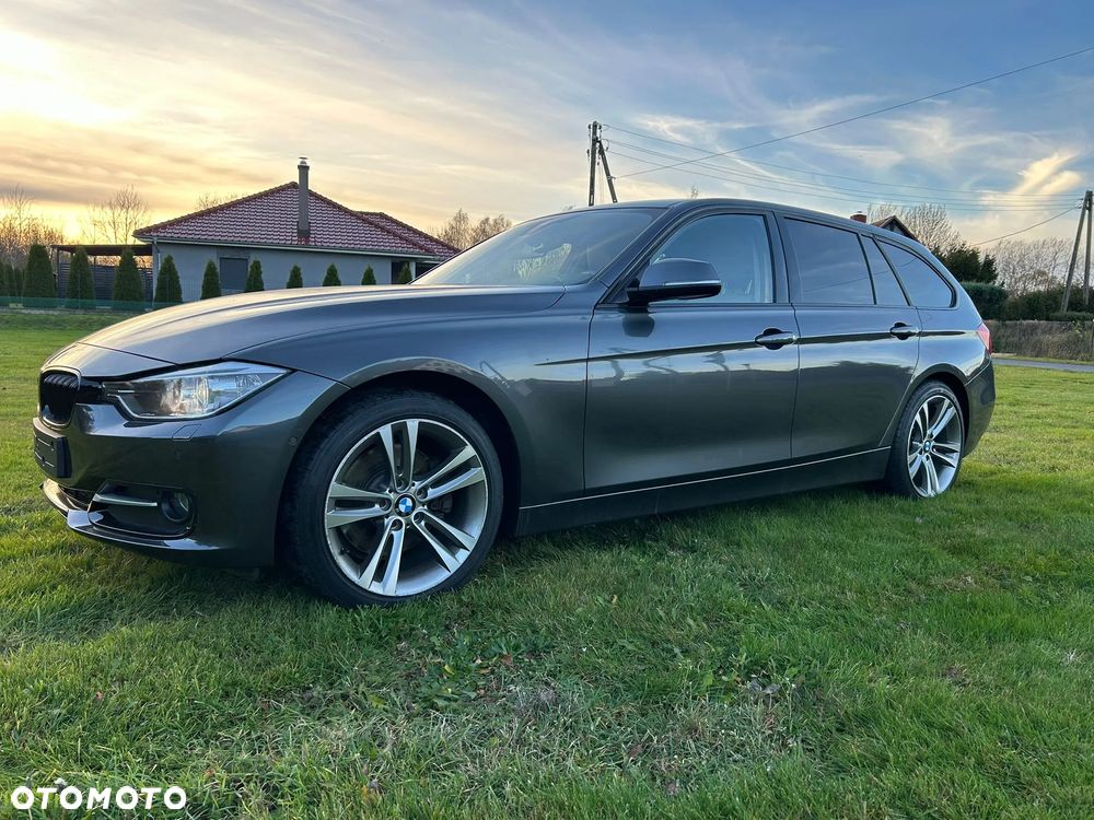 BMW Seria 3 330d Touring Sport Line - 3