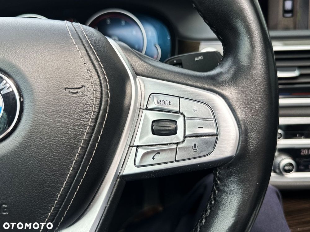 BMW Seria 7 - 13
