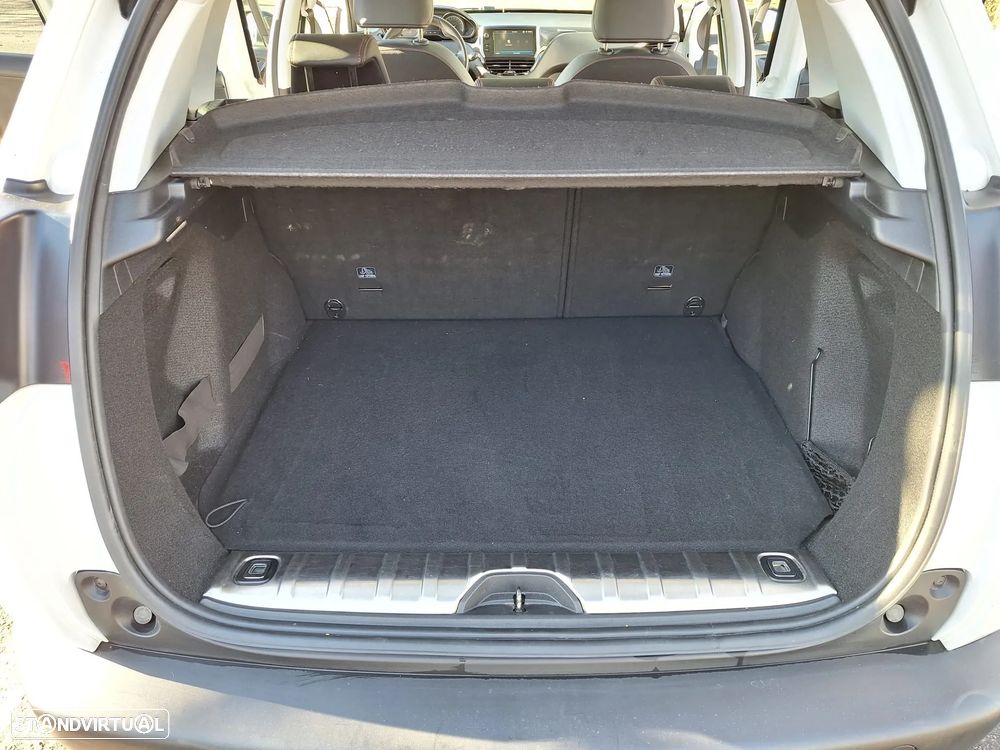 Peugeot 2008 PureTech 110 Stop&Start EAT6 GT-Line Edition - 20