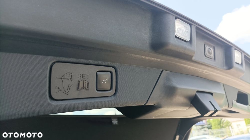 Ford Mustang Mach-E 98kWh AWD First Edition - 13