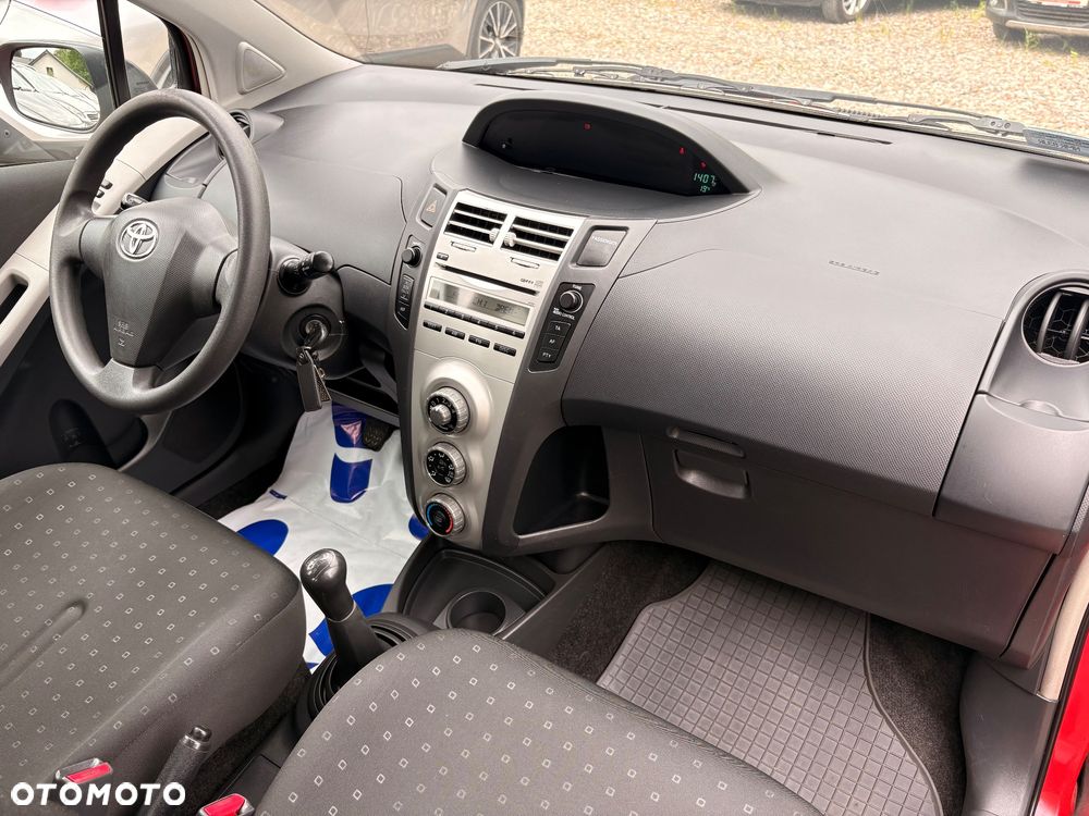 Toyota Yaris 1.3 Luna - 22