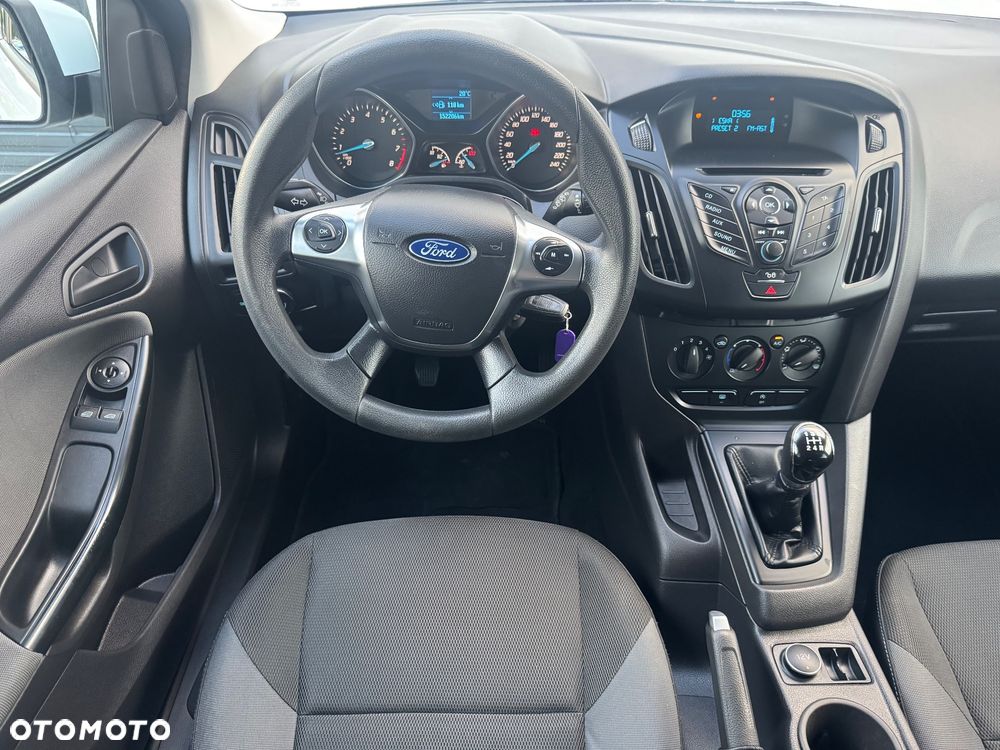 Ford Focus 1.0 EcoBoost Ambiente - 9