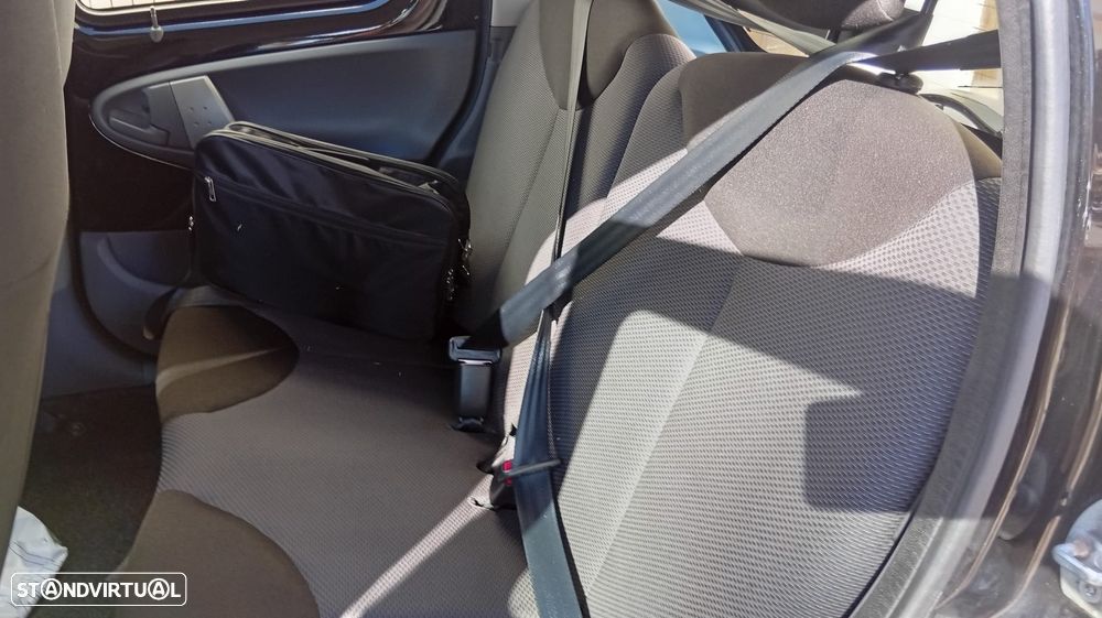 Toyota Aygo 1.0 + AC+VSC - 11