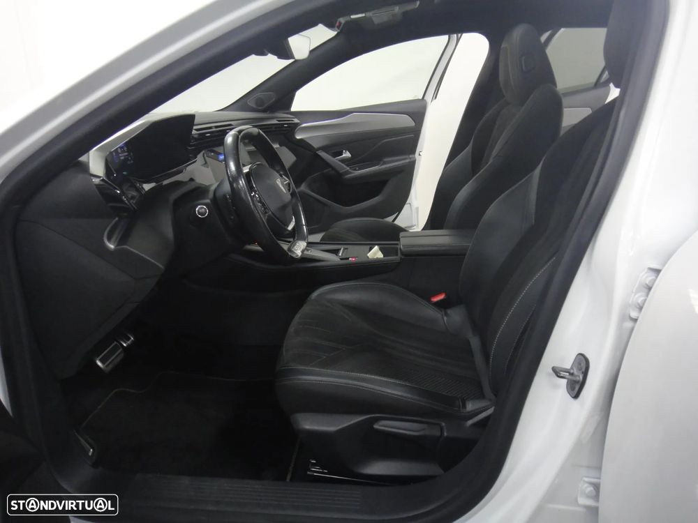 Peugeot 308 180 e-EAT8 GT - 13