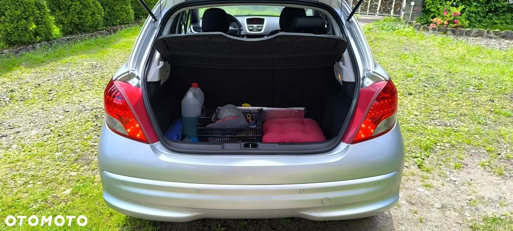 Peugeot 207 1.4 16V Trendy nICE - 14