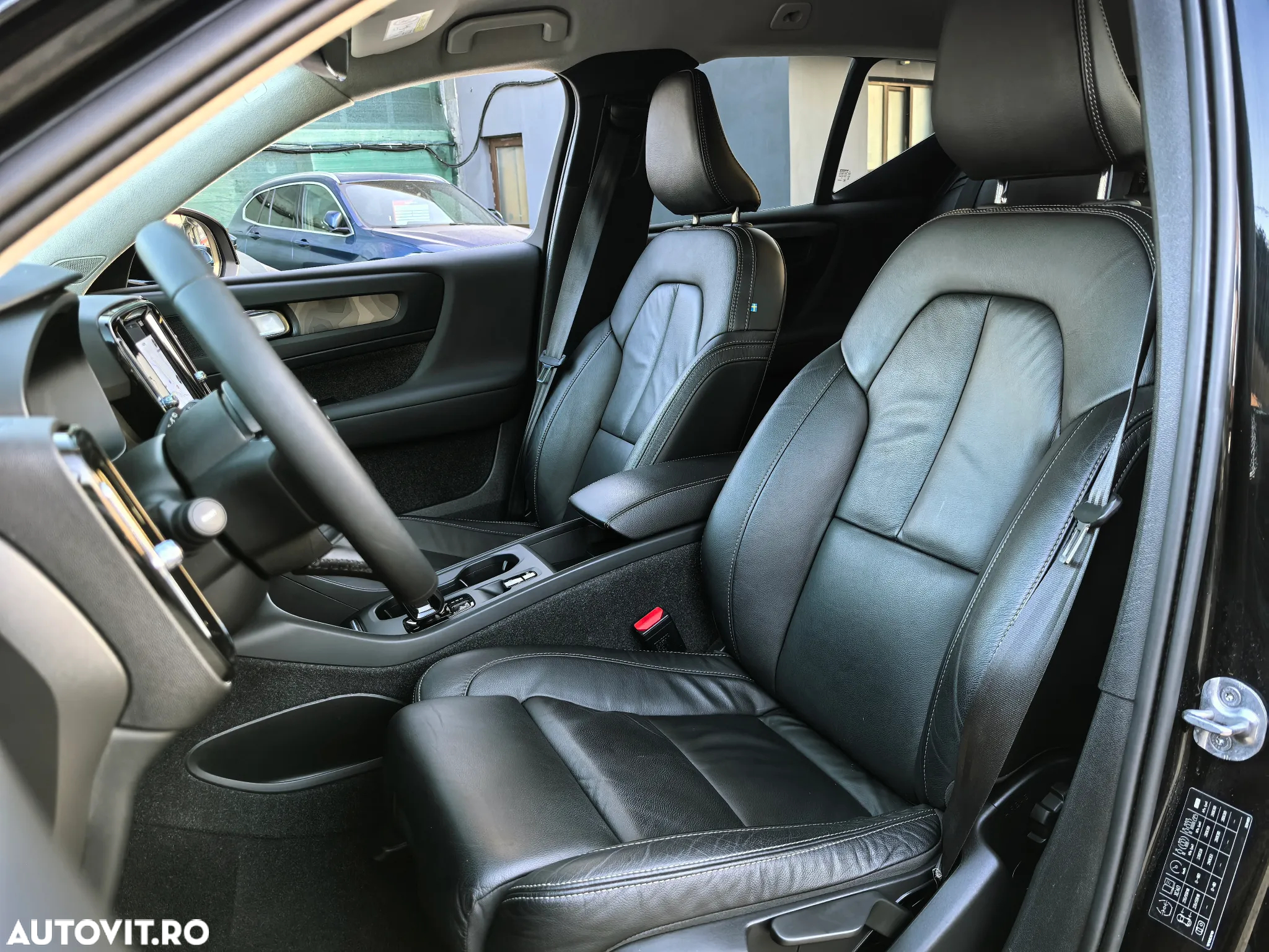 Volvo XC 40 T4 Recharge DKG Inscription - 13