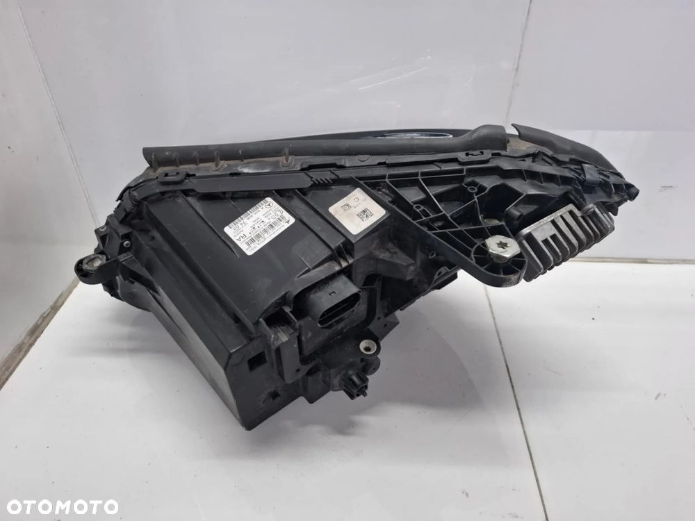 LAMPA PRAWA PRZEDNIA PRZÓD MERCEDES W205 FULL LED HIGH PERFORMANCE ŁADNA - 8