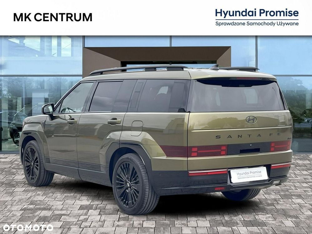 Hyundai Santa Fe - 3