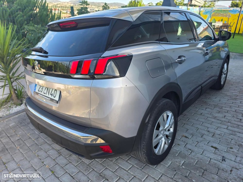 Peugeot 3008 1.5 BlueHDi Allure Baixo Consumo - 23