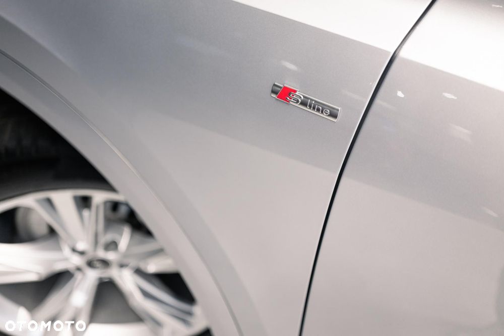 Audi Q8 45 TDI mHEV Quattro Tiptronic - 39