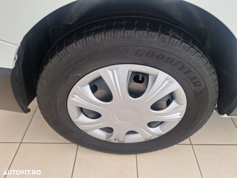 Renault Trafic 2.0 Blue dCi 150 S&S L2 8+1 Zen - 8