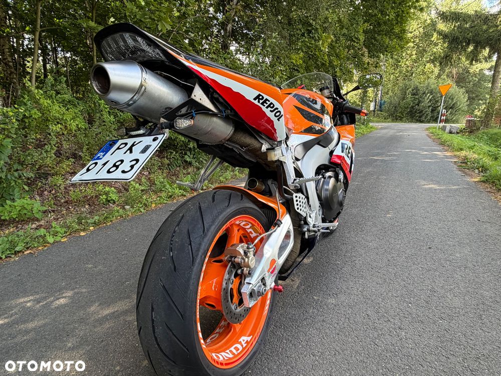 Honda CBR - 7