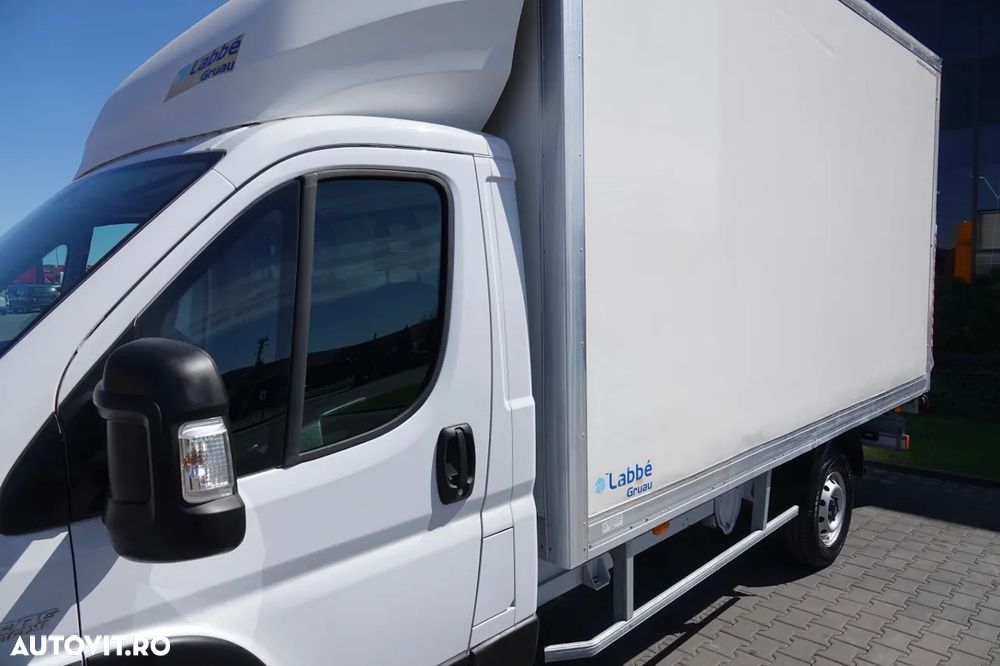 Fiat DUCATO MAXI / CONTAINER / 750 KG LIFT / GVWR: 3500 KG / MANUAL / 2021 - 12