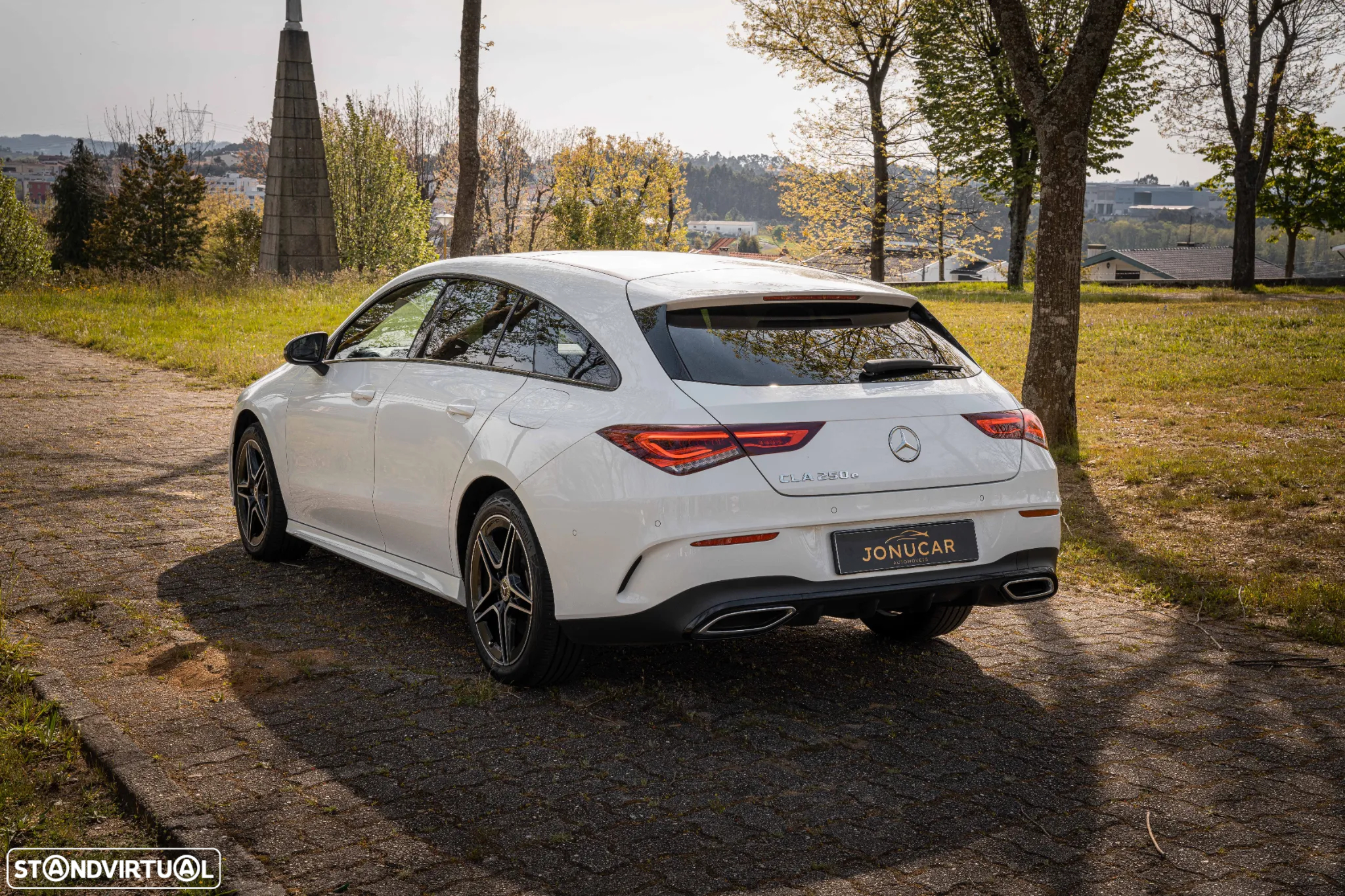 Mercedes-Benz CLA 250 e Shooting Brake AMG Line - 5