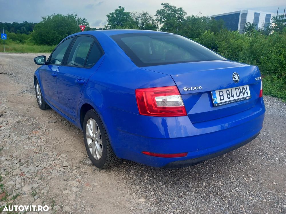 Skoda Octavia 1.6 TDI Style - 4