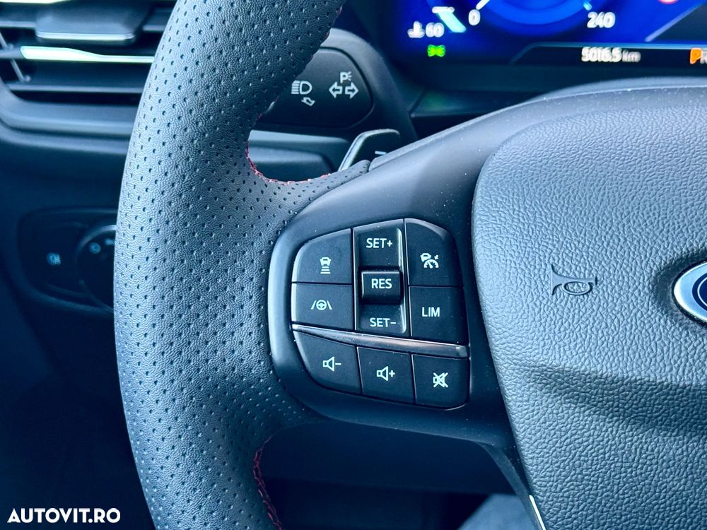 Ford Focus 1.0 EcoBoost Hybrid Aut. ST-LINE X - 20